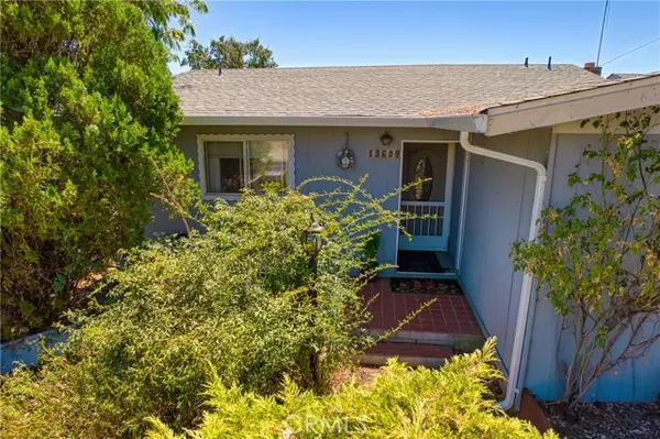 Clearlake, CA 95422,13689 Arrowhead RD