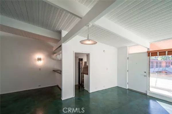 West Hollywood, CA 90046,1400 N Hayworth AVE 28