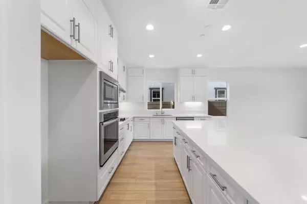 Escondido, CA 92027,3501 Foxley Dr