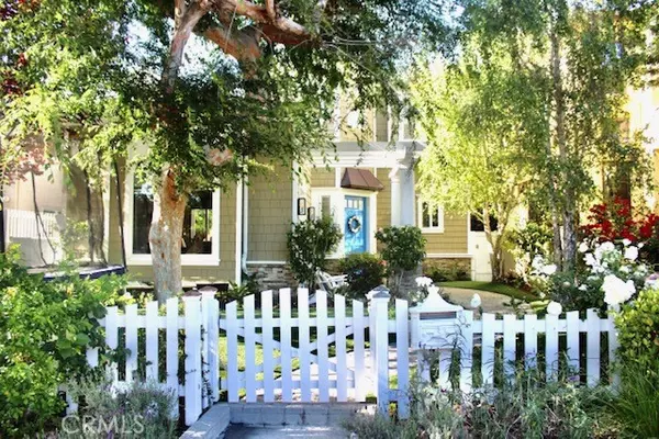 Manhattan Beach, CA 90266,579 35th ST