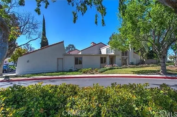2 Ash Tree, Irvine, CA 92612