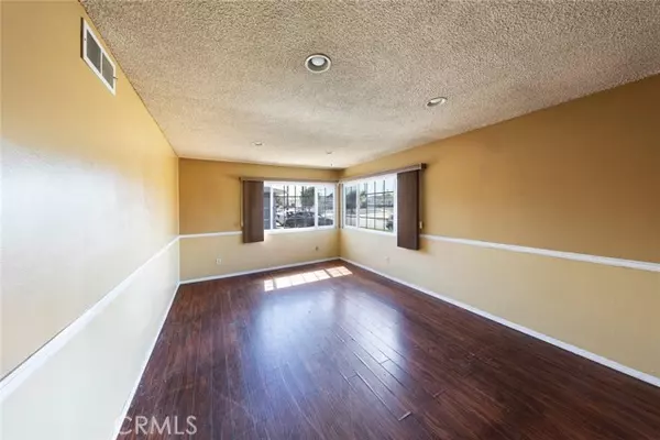 Carson, CA 90745,24420 Fries