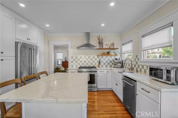 4401 E Vermont ST, Long Beach, CA 90814