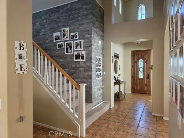 Eastvale, CA 92880,13491 Falcon Ridge RD