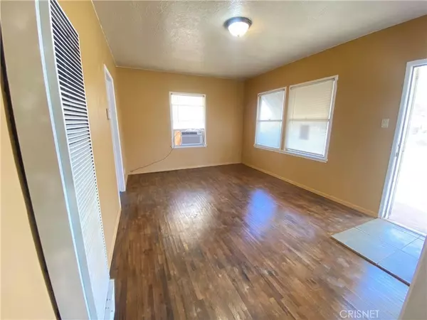 Lancaster, CA 93535,43360 43360 7th ST