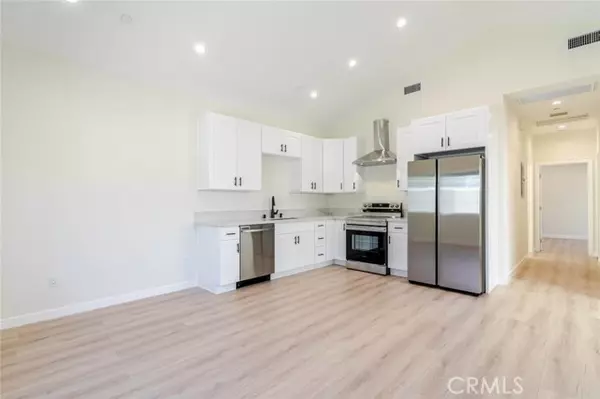 North Hollywood, CA 91605,11937 1/2 Burton