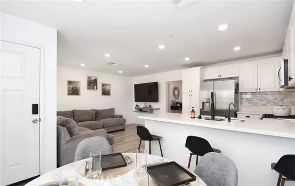 7155 Citrus AVE 403, Fontana, CA 92336