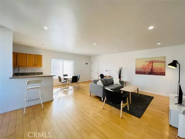Santa Monica, CA 90403,1114 6th ST 7