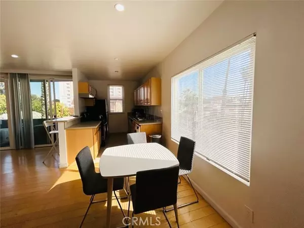 Santa Monica, CA 90403,1114 6th ST 7