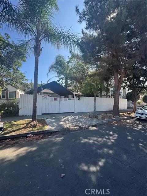 5308 Cleon, North Hollywood, CA 91601