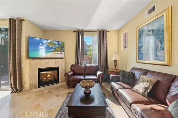 Lake Forest, CA 92610,20 Rue Brittany