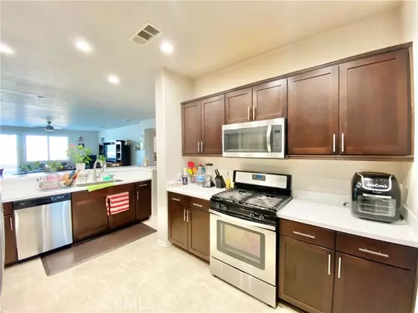 Victorville, CA 92395,17668 Park Terrace CT