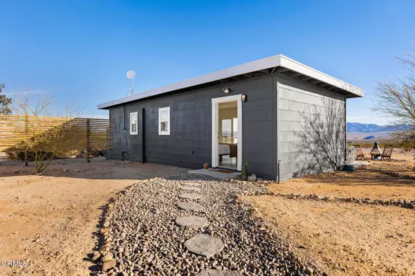 Twentynine Palms, CA 92277,67975 Presswood RD