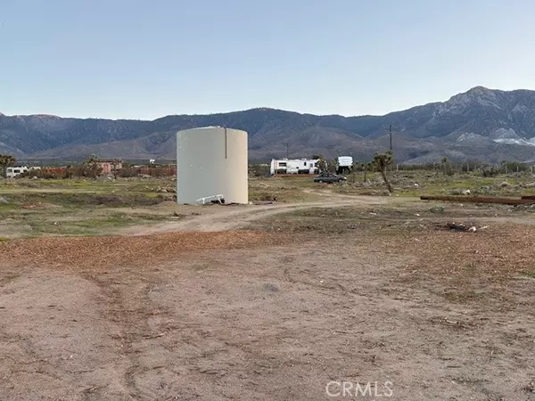 Lucerne Valley, CA 92356,31633 Azurite