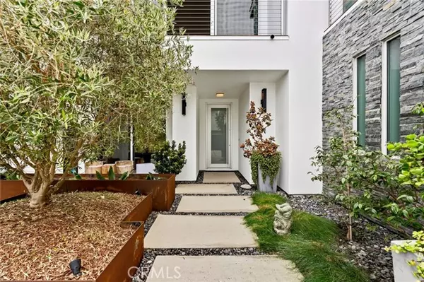 Encinitas, CA 92024,1503 Neptune