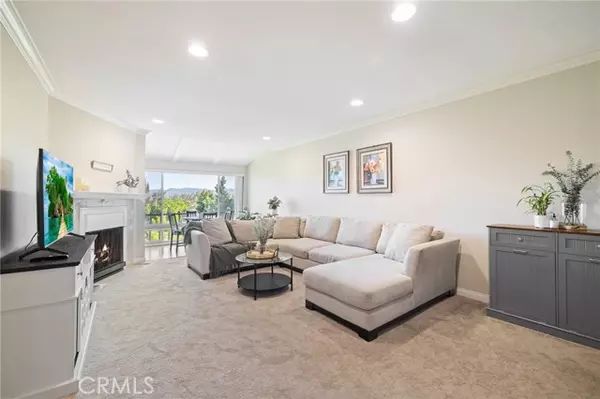 Valley Village, CA 91607,12830 Burbank BLD 307