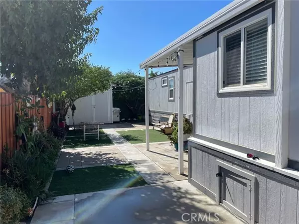 Palmdale, CA 93550,3255 E Avenue R 90