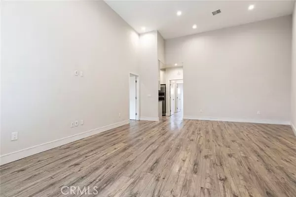 Pacoima, CA 91331,9168 Morehart AVE