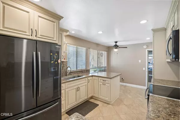Camarillo, CA 93012,16302 Village 16