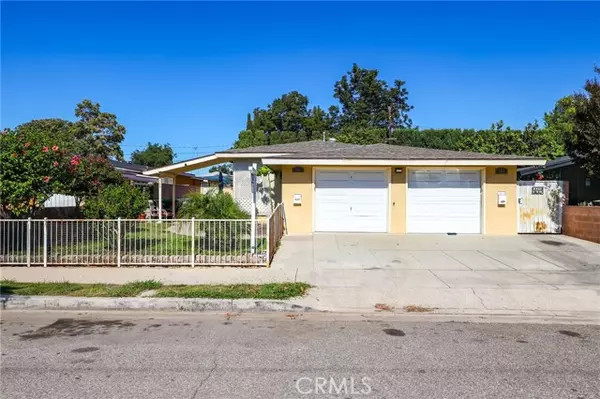 701 Chalynn CIR 701, Orange, CA 92886