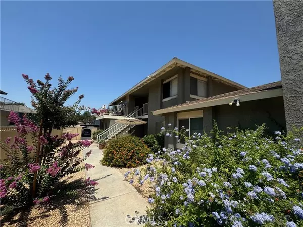 Redlands, CA 92374,1209 Oxford DR C