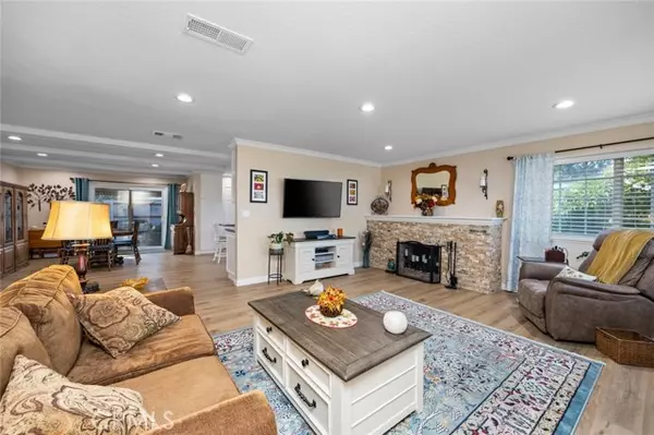 Yorba Linda, CA 92886,5661 Casa Loma