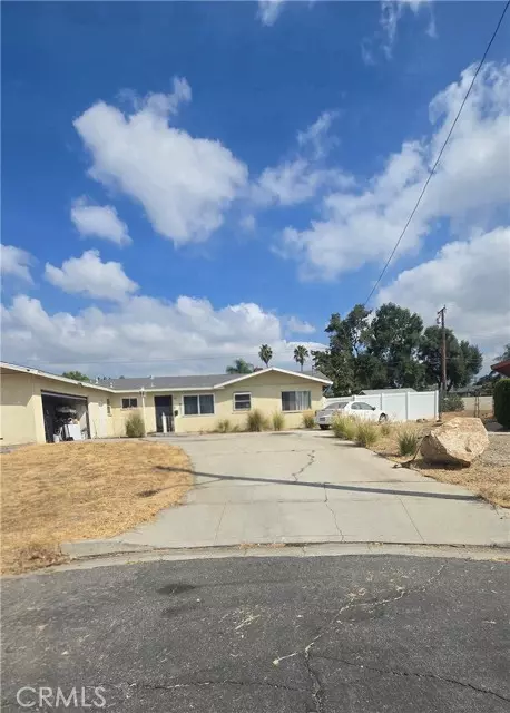 454 E Mariposa, Rialto, CA 92376