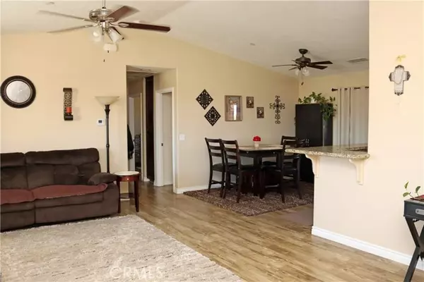 21928 Maumee RD, Apple Valley, CA 92308