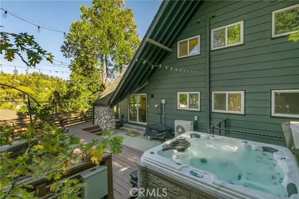 27558 W Shore RD, Lake Arrowhead, CA 92352