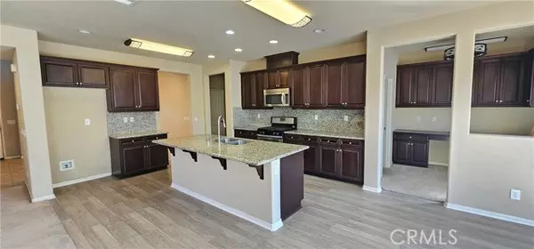 Riverside, CA 92880,5677 5677 Brianhead