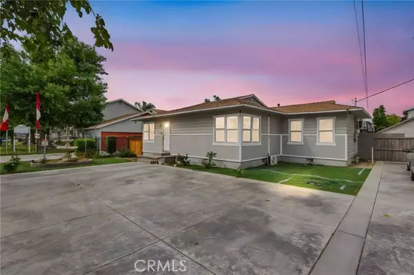 1210 E Whittier, Hemet, CA 92543