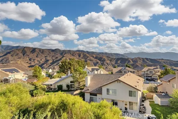 Canyon Country, CA 91387,14218 Yellowstone LN