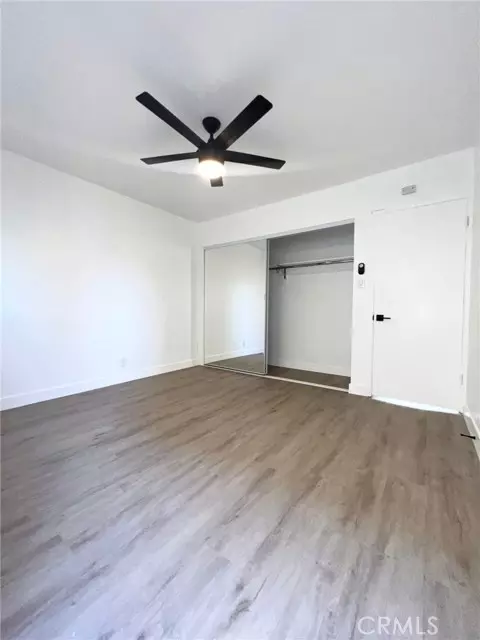 Bellflower, CA 90706,10018 Foster RD 10020 (1/2)