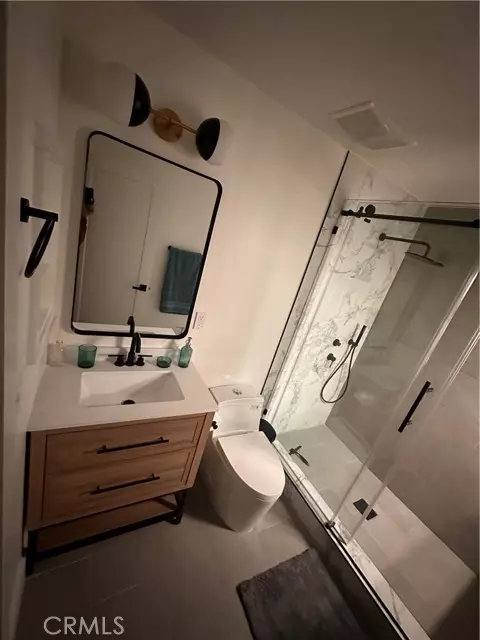 Canoga Park, CA 91303,21054 Runnymede ST