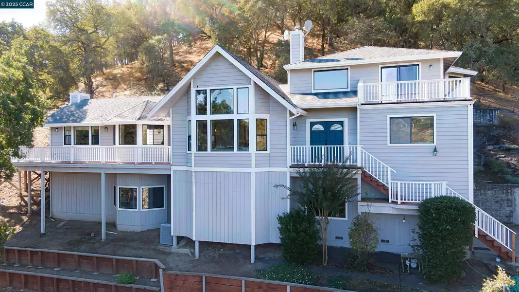 59A Saddle RD, Walnut Creek, CA 94595