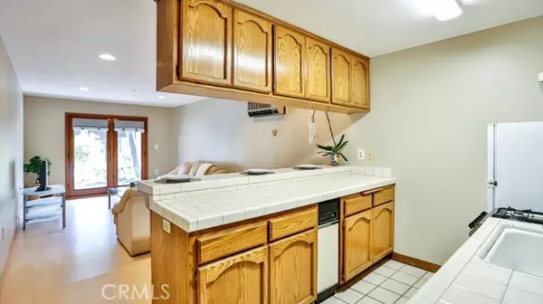 Fountain Valley, CA 92708,17200 Newhope ST 109
