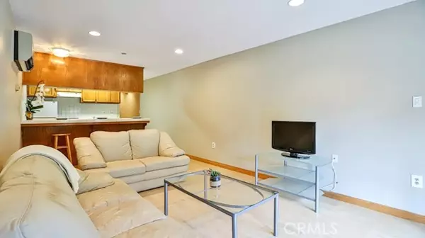 17200 Newhope ST 109, Fountain Valley, CA 92708