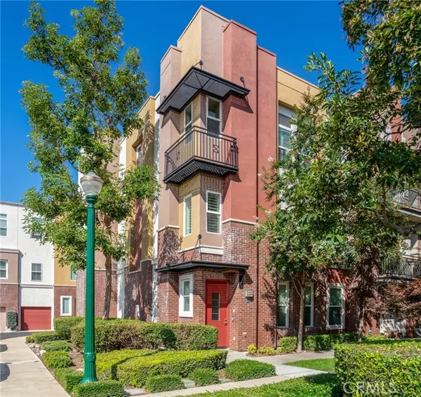 630 W 1st ST, Claremont, CA 91711
