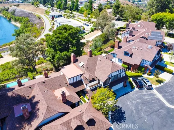 Anaheim Hills, CA 92807,950 S Rim Crest DR