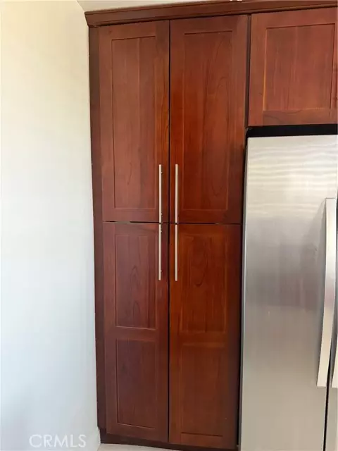 Beverly Hills, CA 90211,116 N Swall 402