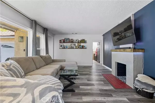 Arleta, CA 91331,13568 Ottoman ST