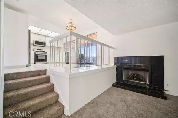 West Hills, CA 91304,8935 Moorcroft