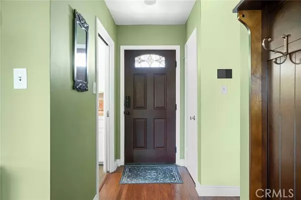 Valley Glen, CA 91405,6818 Varna AVE