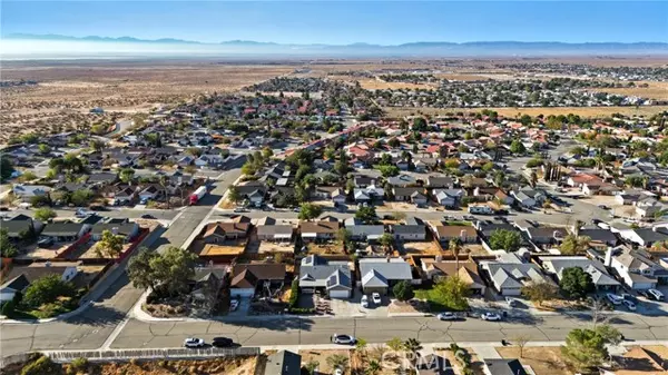 Rosamond, CA 93560,1148 Wrightwood