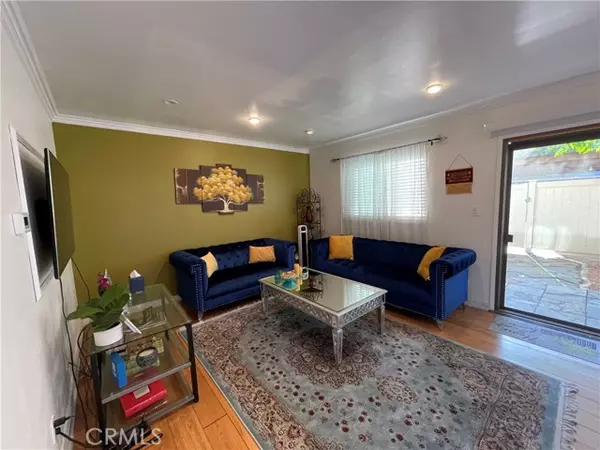 Reseda, CA 91335,6625 Wilbur