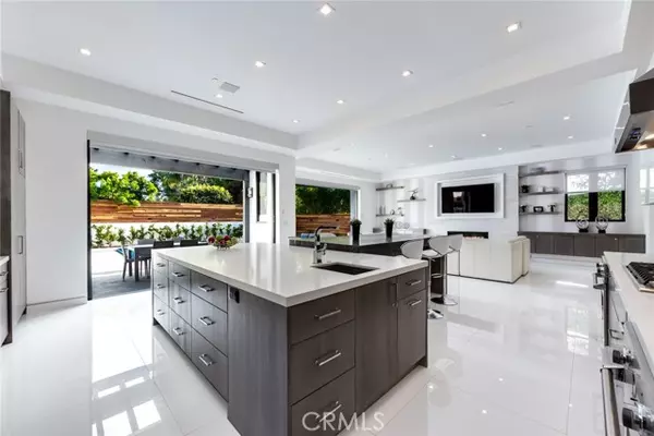 Studio City, CA 91604,12732 Hortense St.