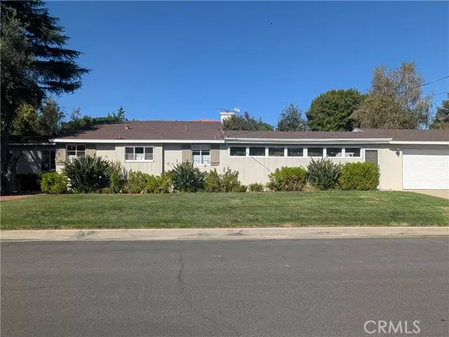 11581 Valley Spring Ln, Studio City, CA 91604