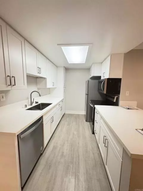 San Marcos, CA 92069,209 Woodland Pkwy 118