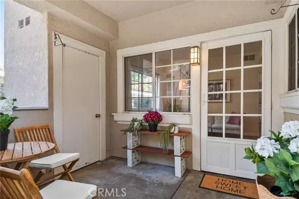 Rancho Santa Margarita, CA 92688,45 Via Prado