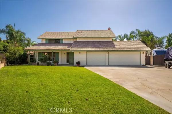 2330 Peppertree LN, Riverside, CA 92506